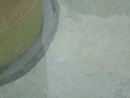 Fontaine mit ocker und oliv